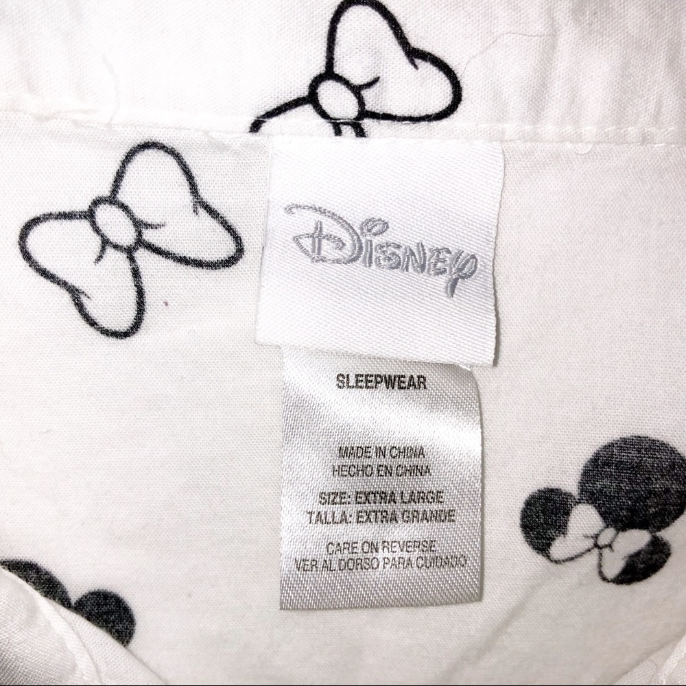 Disney Long Sleeve Pajama Button Up.     061 - Picture 5 of 6